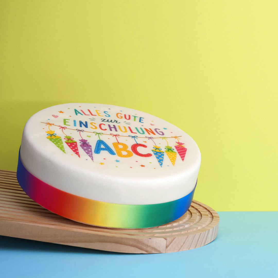 Bunte ABC-Torte zur Einschulung