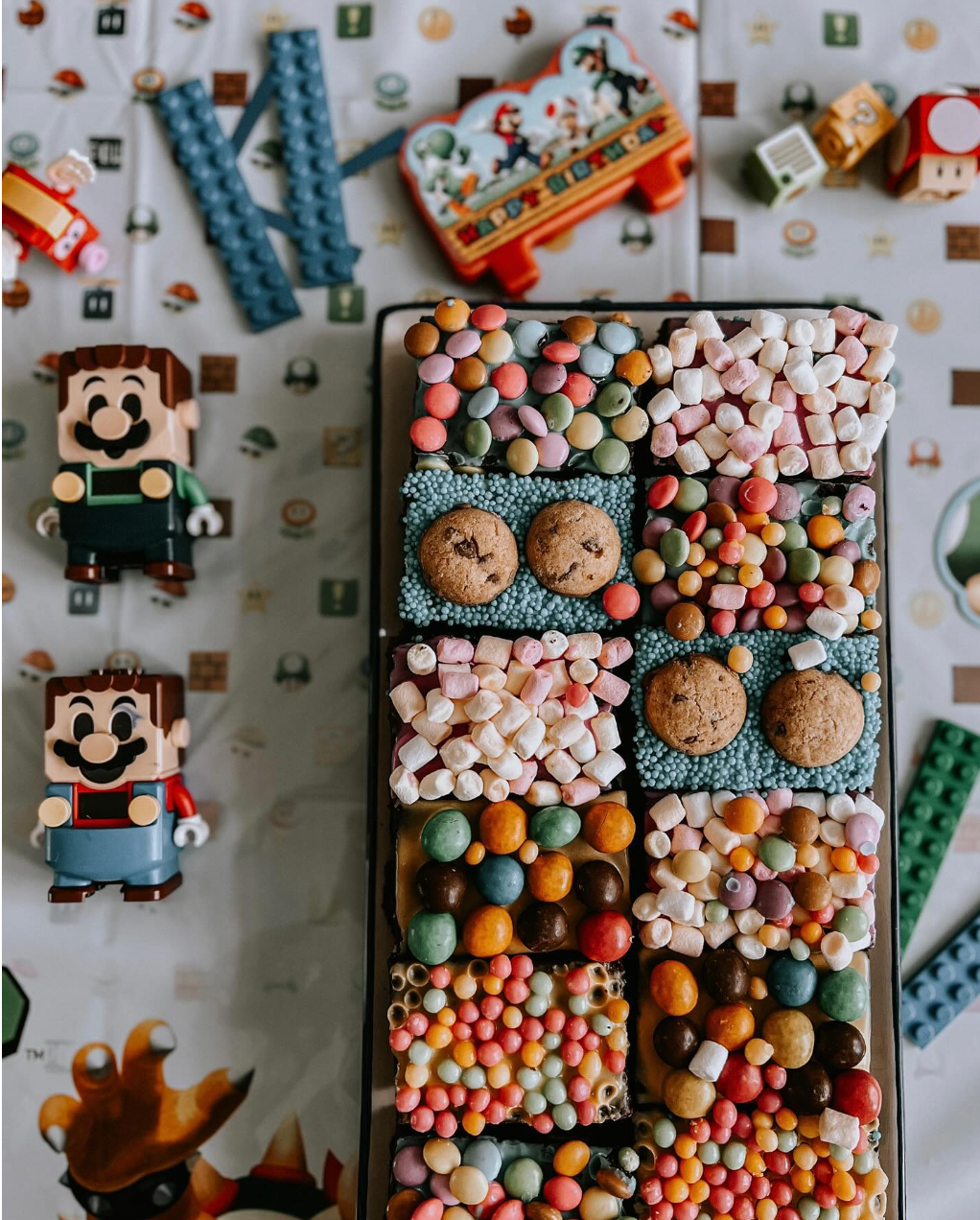 15 Brownies mit bunter Deko-Mix