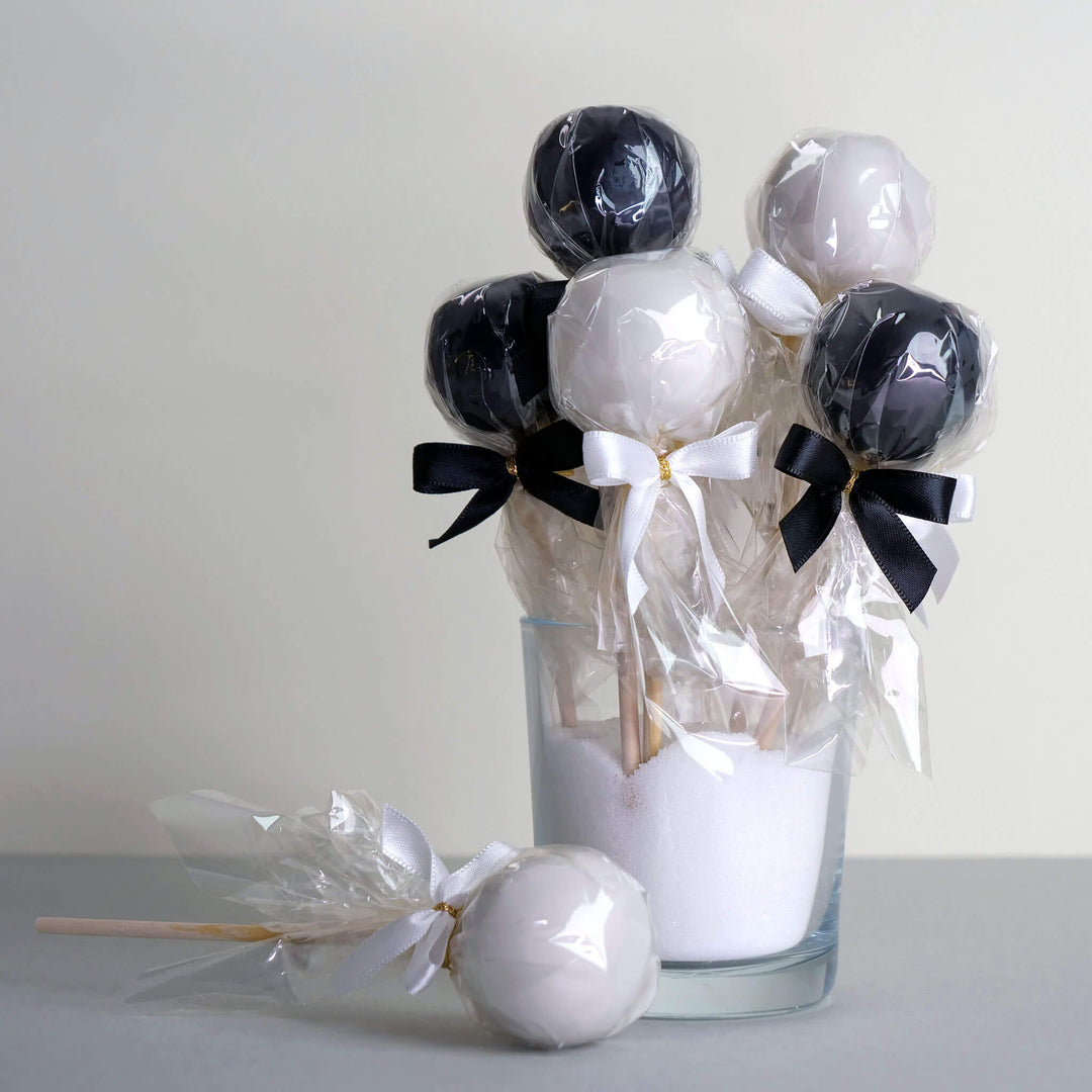 Bunte Cake-Pops in 2 Farben (2x6 Stück)