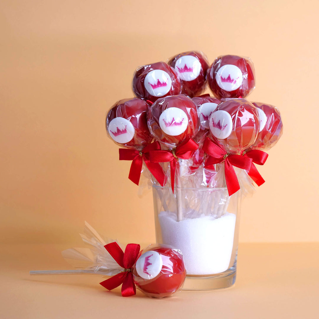 Einfarbige bunte Cake-Pops mit Logo (12 Stück)