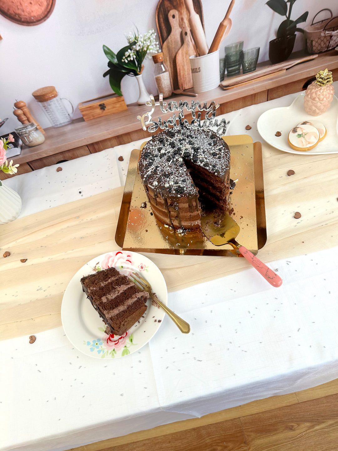 Schokoladiger Naked Cake - verschiedene Größen