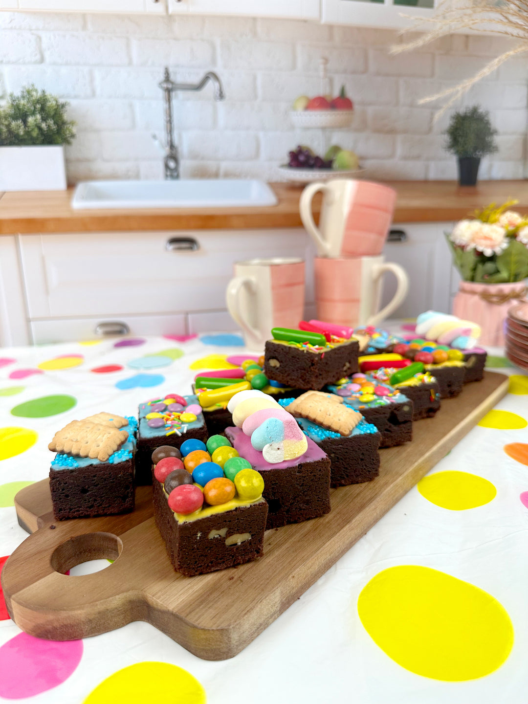 15 Brownies mit bunter Deko-Mix