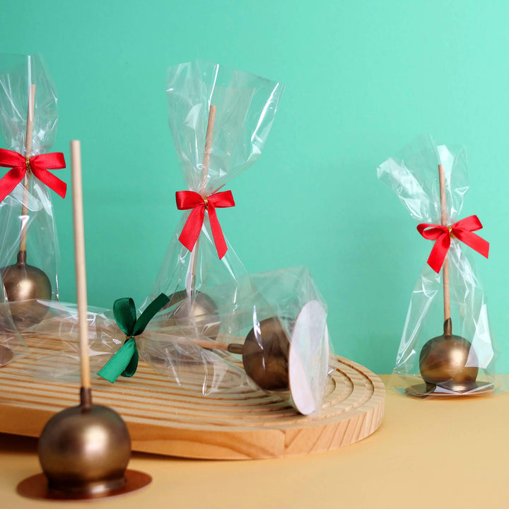 Goldene Deluxe Cake-Pops (10 Stück) - Weihnachtsedition