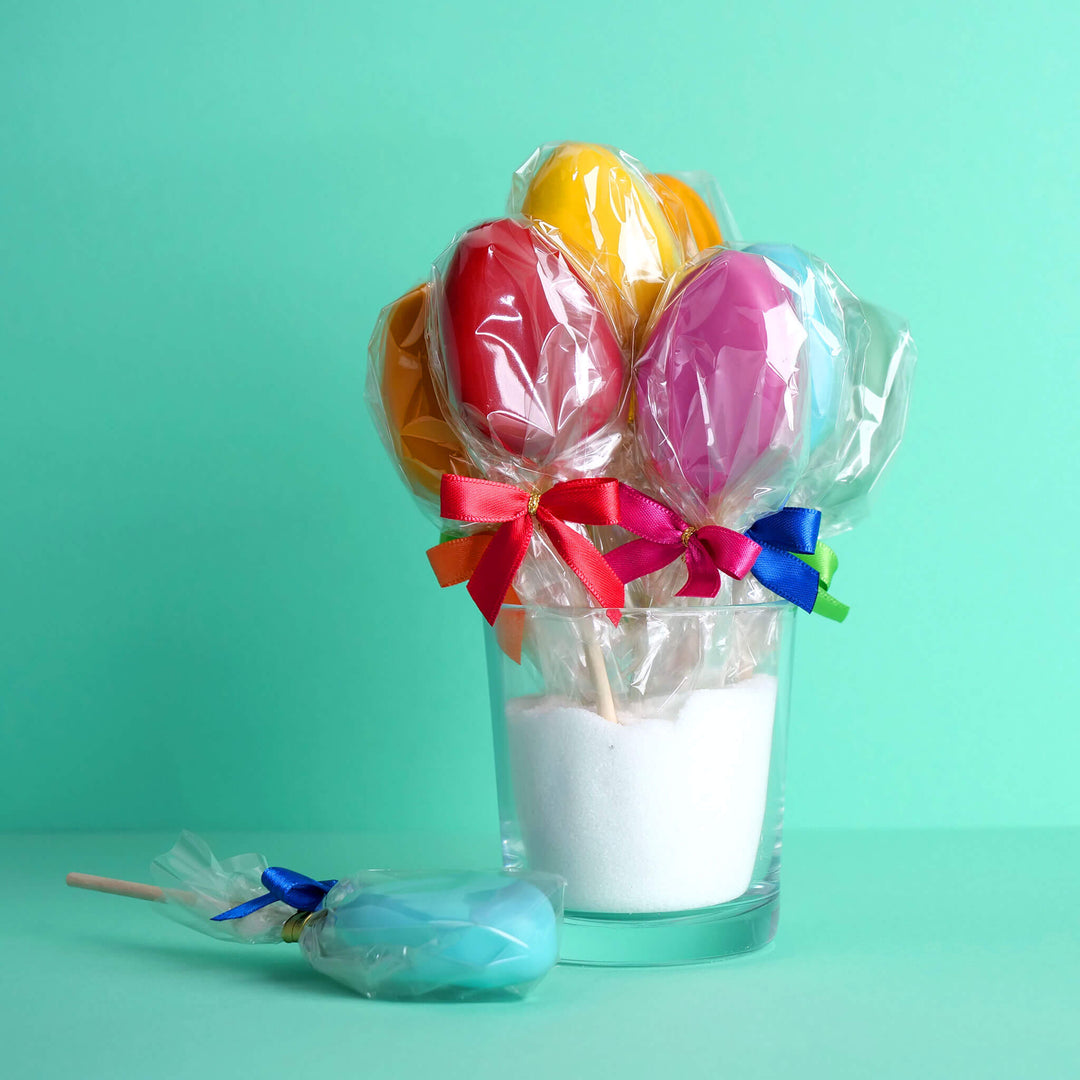 Ostereier Cake-Pops mit bunter Glasur (12 Stück)