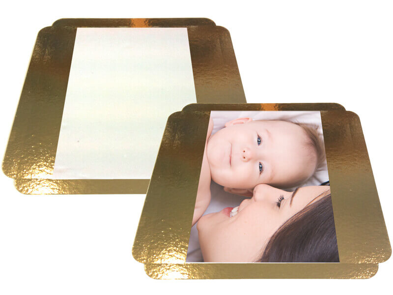 Rechteckiger Tortenaufleger aus Mandeldekormasse