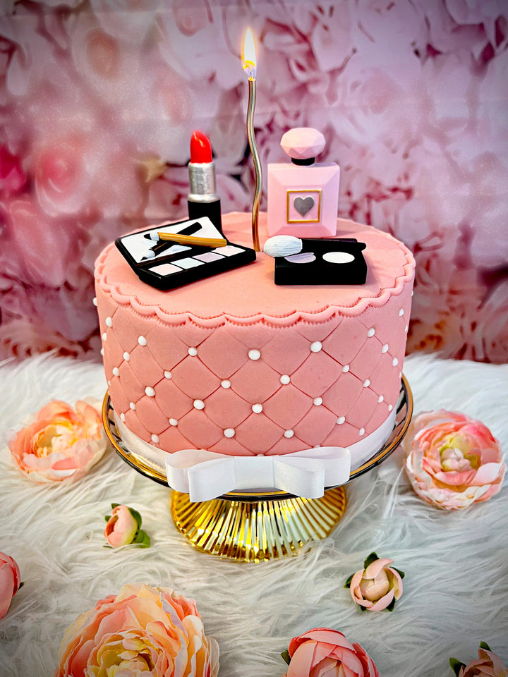 Deluxe Make-Up Torte mit weißem Band