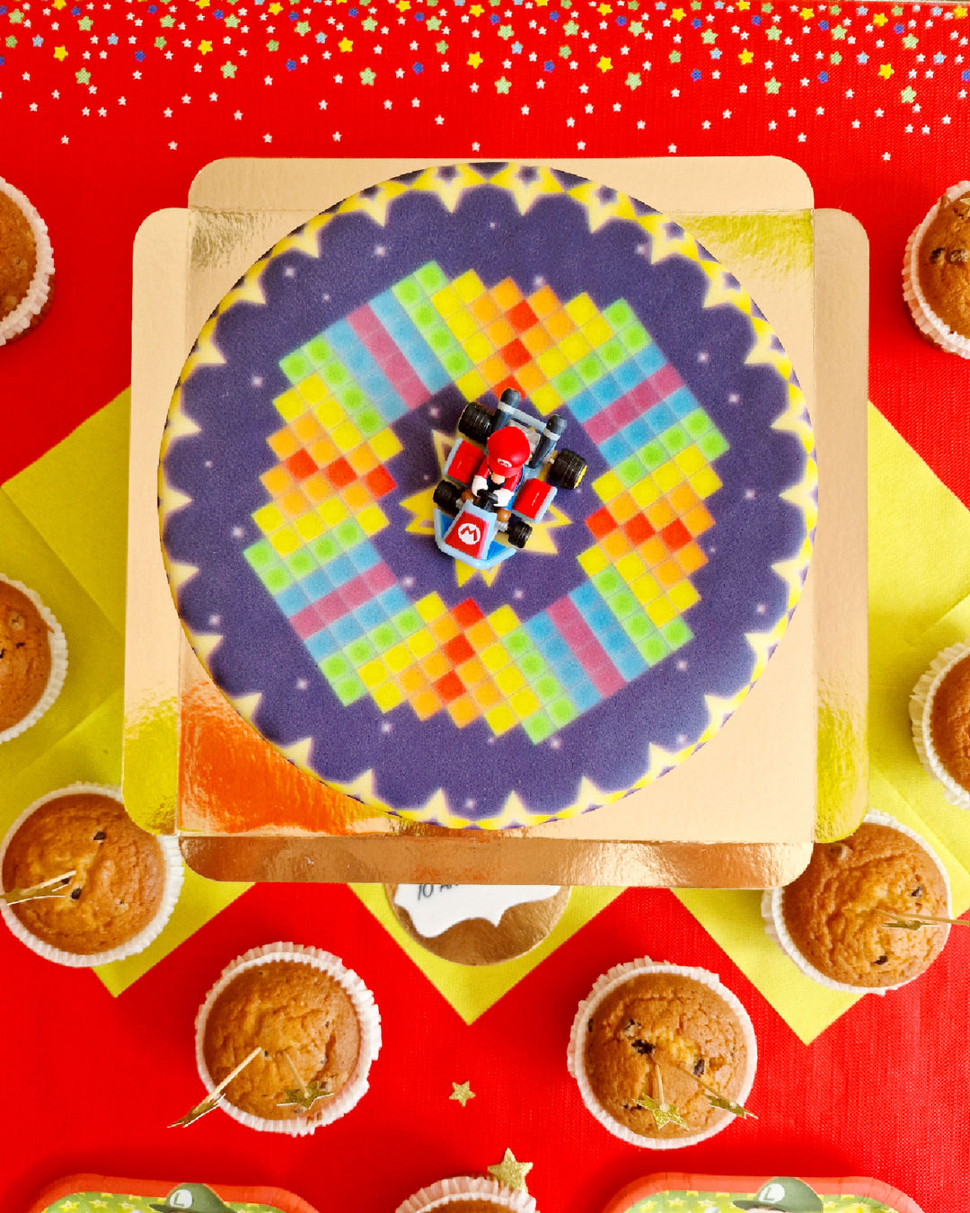 Mario Kart® auf Sternenstrecke-Torte