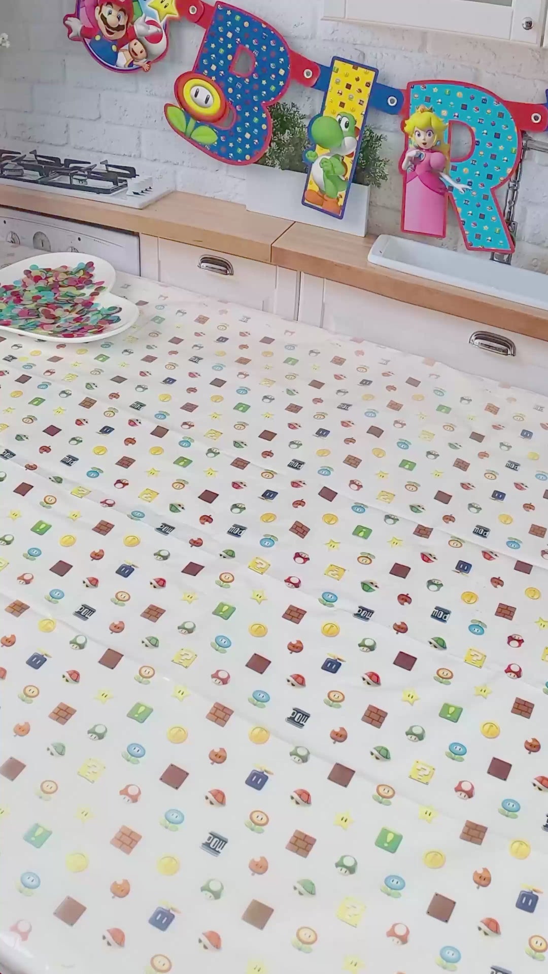 Mario Kart® auf Sternenstrecke-Torte